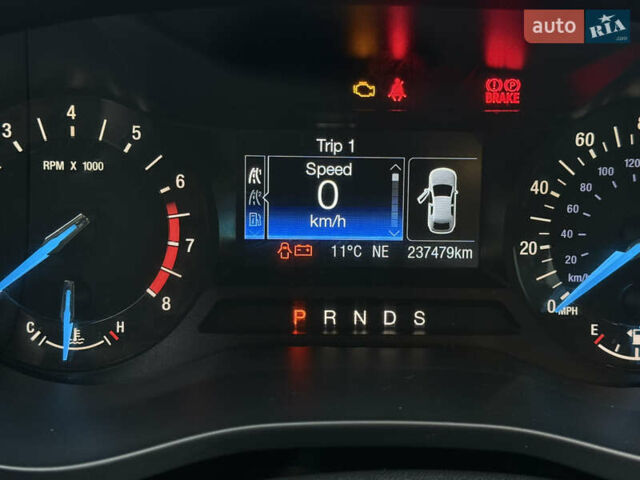 Серый Форд Фьюжн, объемом двигателя 1.5 л и пробегом 237 тыс. км за 10500 $, фото 16 на Automoto.ua