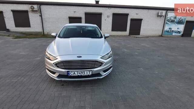 Серый Форд Фьюжн, объемом двигателя 2.5 л и пробегом 134 тыс. км за 15700 $, фото 6 на Automoto.ua