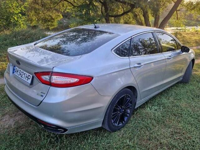 Серый Форд Фьюжн, объемом двигателя 2 л и пробегом 200 тыс. км за 7100 $, фото 2 на Automoto.ua