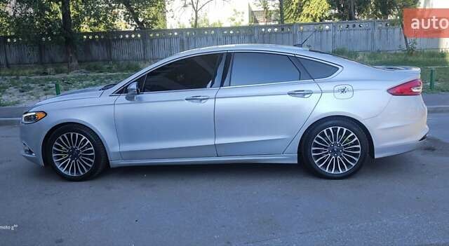 Серый Форд Фьюжн, объемом двигателя 2 л и пробегом 280 тыс. км за 13200 $, фото 4 на Automoto.ua