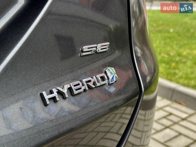 Сірий Форд Фьюжен, об'ємом двигуна 2 л та пробігом 75 тис. км за 12600 $, фото 9 на Automoto.ua