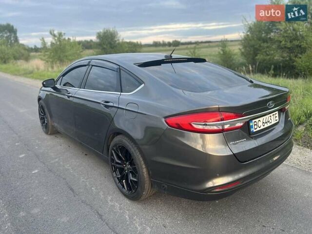 Серый Форд Фьюжн, объемом двигателя 2.49 л и пробегом 120 тыс. км за 10800 $, фото 4 на Automoto.ua
