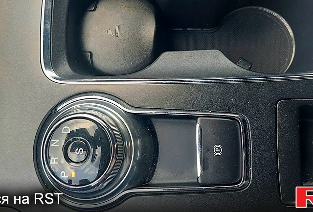 Серый Форд Фьюжн, объемом двигателя 2.7 л и пробегом 120 тыс. км за 14600 $, фото 4 на Automoto.ua