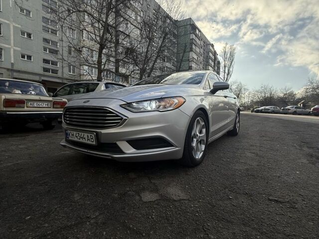 Серый Форд Фьюжн, объемом двигателя 2.5 л и пробегом 105 тыс. км за 11000 $, фото 1 на Automoto.ua