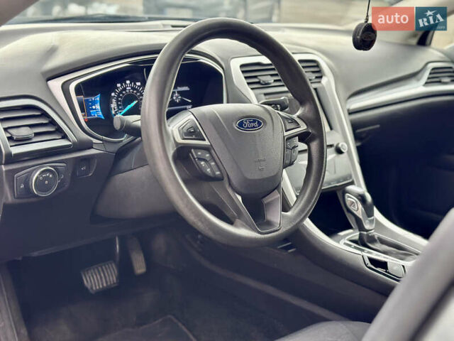 Сірий Форд Фьюжен, об'ємом двигуна 2.49 л та пробігом 125 тис. км за 10800 $, фото 9 на Automoto.ua