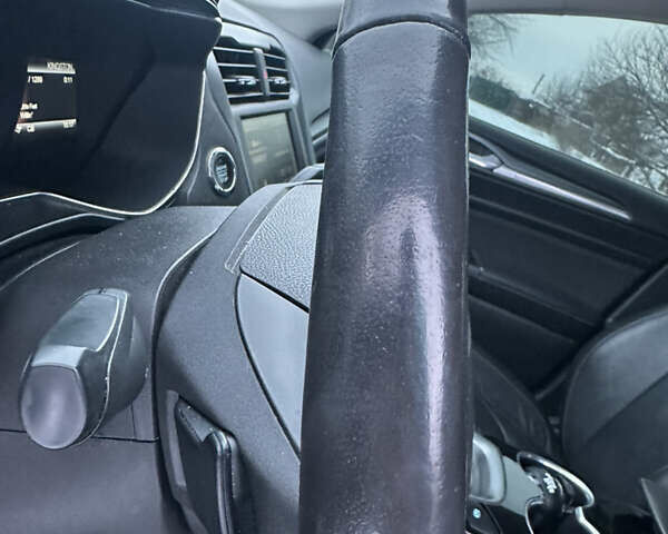 Сірий Форд Фьюжен, об'ємом двигуна 2 л та пробігом 176 тис. км за 12400 $, фото 13 на Automoto.ua