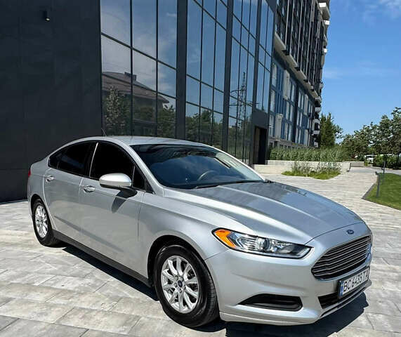 Серый Форд Фьюжн, объемом двигателя 2.49 л и пробегом 246 тыс. км за 8700 $, фото 7 на Automoto.ua