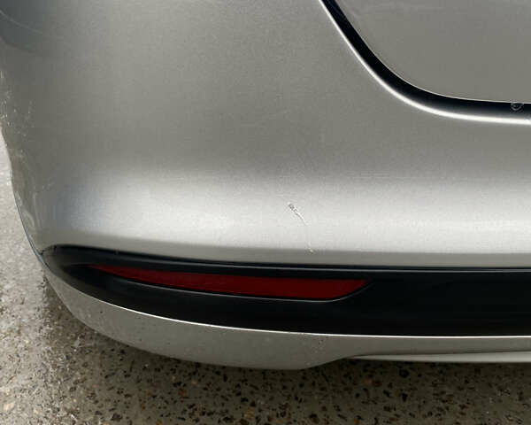 Серый Форд Фьюжн, объемом двигателя 2.5 л и пробегом 157 тыс. км за 10000 $, фото 9 на Automoto.ua