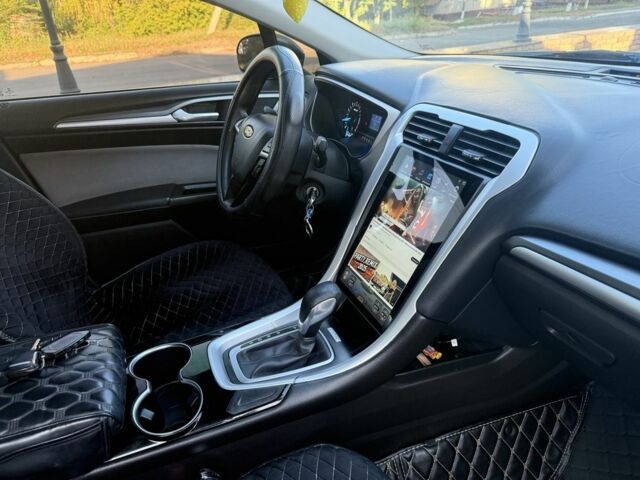 Сірий Форд Фьюжен, об'ємом двигуна 2.5 л та пробігом 233 тис. км за 10300 $, фото 10 на Automoto.ua