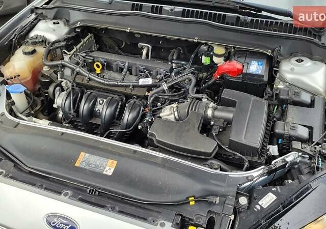 Сірий Форд Фьюжен, об'ємом двигуна 2.5 л та пробігом 128 тис. км за 9500 $, фото 19 на Automoto.ua