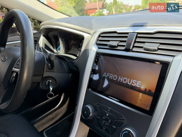 Форд Фьюжн 2016 в Николаеве на Automoto.ua Серый Форд Фьюжн, объемом двигателя 2.5 л и пробегом 163 тыс. км за 12700 $, фото 6 на Automoto.ua