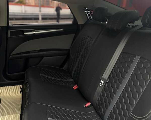 Форд Фьюжн 2016 в Киеве на Automoto.ua Серый Форд Фьюжн, объемом двигателя 2.49 л и пробегом 180 тыс. км за 10900 $, фото 9 на Automoto.ua