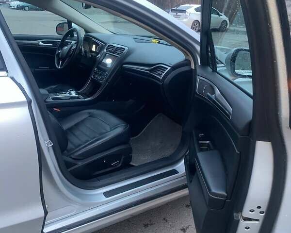 Серый Форд Фьюжн, объемом двигателя 1.5 л и пробегом 173 тыс. км за 9000 $, фото 23 на Automoto.ua