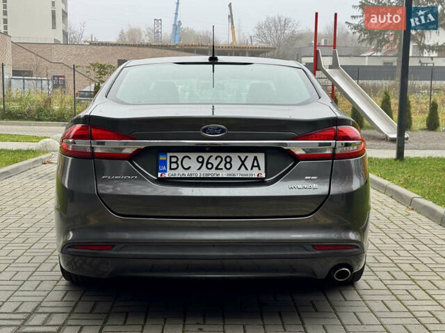 Сірий Форд Фьюжен, об'ємом двигуна 2 л та пробігом 75 тис. км за 12600 $, фото 5 на Automoto.ua
