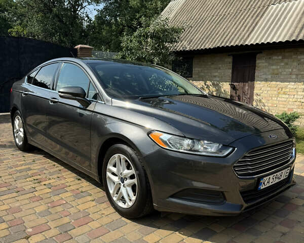 Серый Форд Фьюжн, объемом двигателя 1.5 л и пробегом 133 тыс. км за 10300 $, фото 5 на Automoto.ua