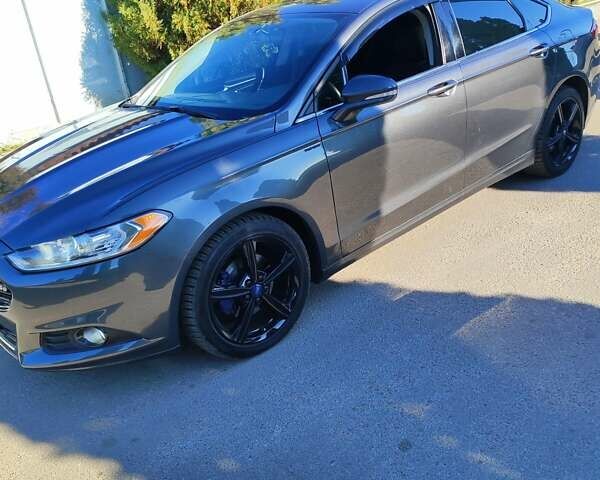 Сірий Форд Фьюжен, об'ємом двигуна 0 л та пробігом 158 тис. км за 11999 $, фото 4 на Automoto.ua