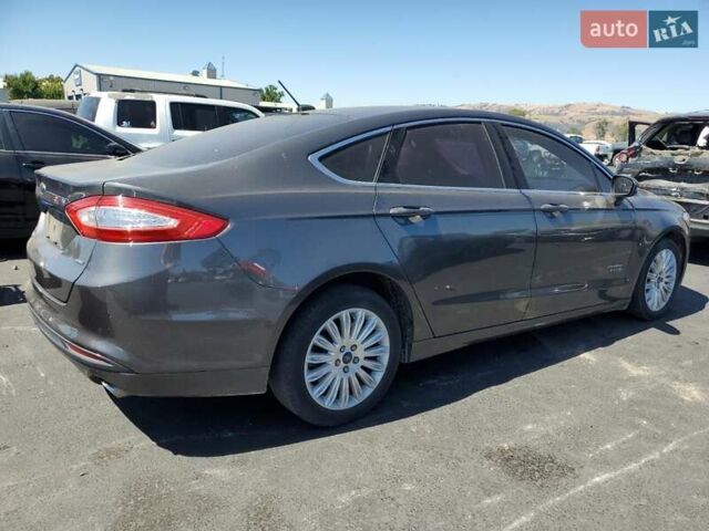 Серый Форд Фьюжн, объемом двигателя 2 л и пробегом 91 тыс. км за 2400 $, фото 2 на Automoto.ua