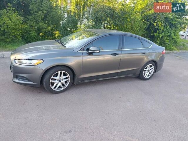 Форд Фьюжн 2016 в Житомире на Automoto.ua Серый Форд Фьюжн, объемом двигателя 2.5 л и пробегом 200 тыс. км за 10600 $, фото 5 на Automoto.ua