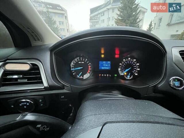 Форд Фьюжн 2016 в Ужгороде на Automoto.ua Серый Форд Фьюжн, объемом двигателя 2.5 л и пробегом 105 тыс. км за 12541 $, фото 7 на Automoto.ua