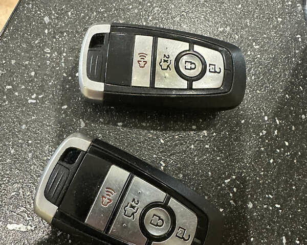 Сірий Форд Фьюжен, об'ємом двигуна 2.5 л та пробігом 110 тис. км за 13200 $, фото 23 на Automoto.ua