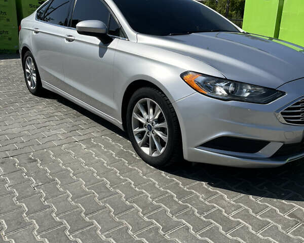 Серый Форд Фьюжн, объемом двигателя 1.5 л и пробегом 160 тыс. км за 11000 $, фото 1 на Automoto.ua