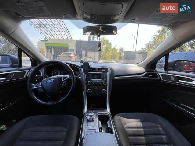 Сірий Форд Фьюжен, об'ємом двигуна 2.49 л та пробігом 210 тис. км за 10800 $, фото 7 на Automoto.ua