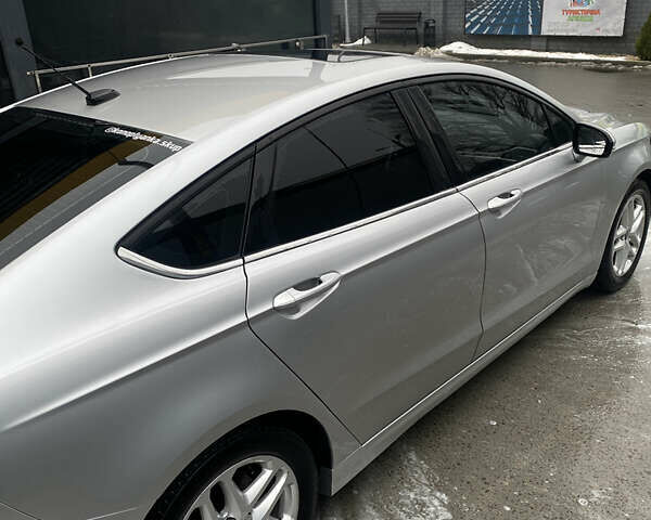 Серый Форд Фьюжн, объемом двигателя 2.5 л и пробегом 157 тыс. км за 10000 $, фото 6 на Automoto.ua