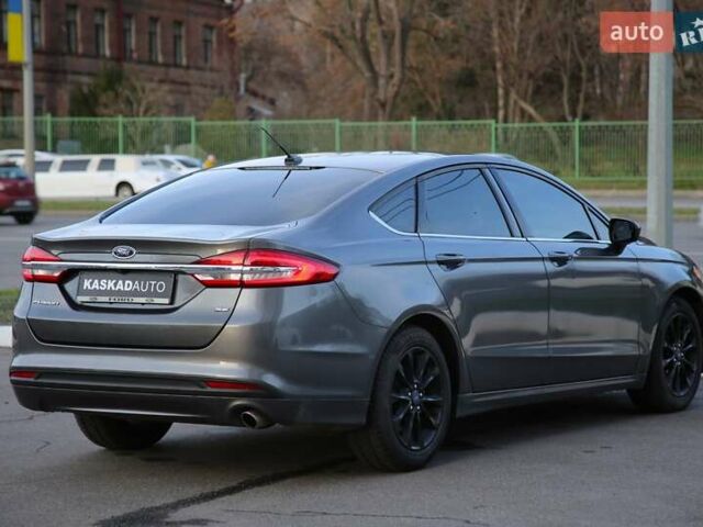 Серый Форд Фьюжн, объемом двигателя 2.49 л и пробегом 168 тыс. км за 10700 $, фото 5 на Automoto.ua