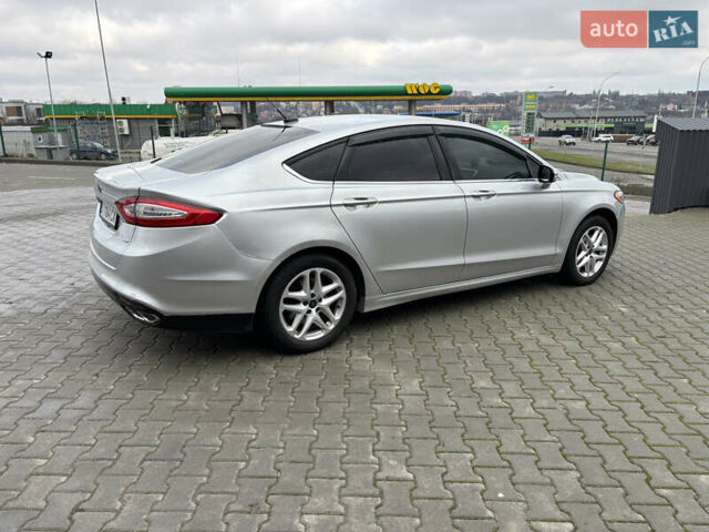 Серый Форд Фьюжн, объемом двигателя 2.49 л и пробегом 210 тыс. км за 10700 $, фото 2 на Automoto.ua