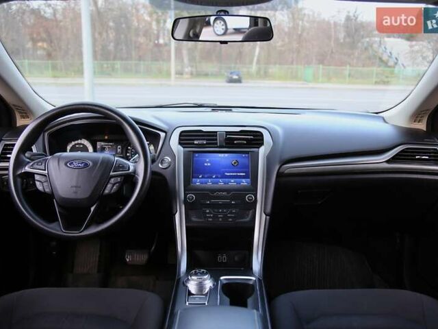 Серый Форд Фьюжн, объемом двигателя 2.49 л и пробегом 168 тыс. км за 10700 $, фото 10 на Automoto.ua