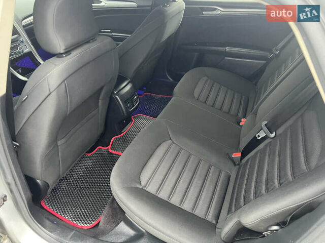 Серый Форд Фьюжн, объемом двигателя 2.49 л и пробегом 244 тыс. км за 8999 $, фото 12 на Automoto.ua