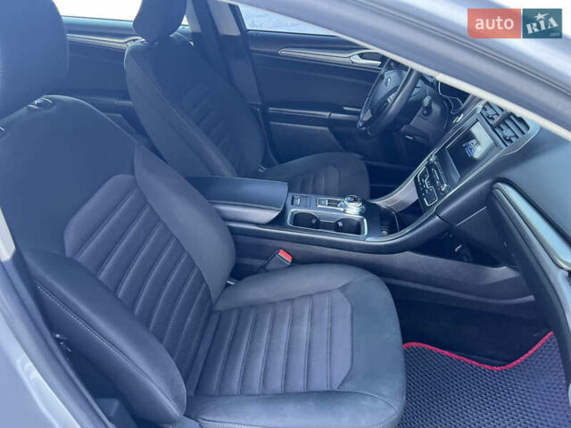 Серый Форд Фьюжн, объемом двигателя 2.49 л и пробегом 246 тыс. км за 8700 $, фото 16 на Automoto.ua