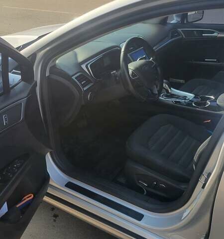 Серый Форд Фьюжн, объемом двигателя 2.5 л и пробегом 142 тыс. км за 12699 $, фото 8 на Automoto.ua