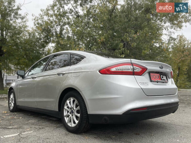 Форд Фьюжн 2016 в Киеве на Automoto.ua Серый Форд Фьюжн, объемом двигателя 2.5 л и пробегом 242 тыс. км за 8300 $, фото 12 на Automoto.ua