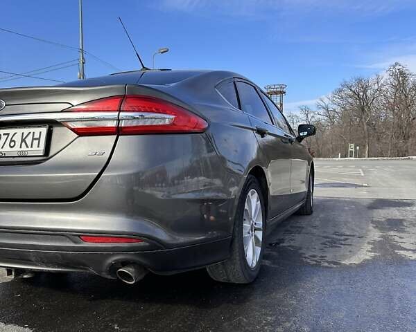 Сірий Форд Фьюжен, об'ємом двигуна 2.49 л та пробігом 240 тис. км за 9500 $, фото 4 на Automoto.ua