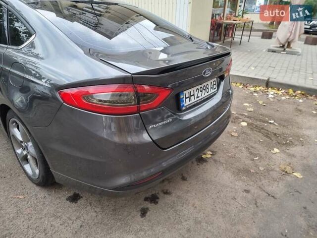 Сірий Форд Фьюжен, об'ємом двигуна 2.49 л та пробігом 152 тис. км за 11500 $, фото 9 на Automoto.ua