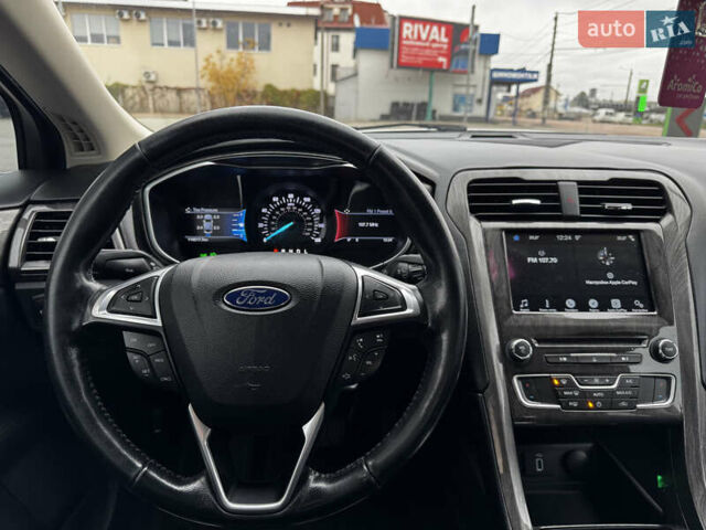 Форд Фьюжн 2016 в Житомире на Automoto.ua Серый Форд Фьюжн, объемом двигателя 2.49 л и пробегом 118 тыс. км за 11999 $, фото 27 на Automoto.ua