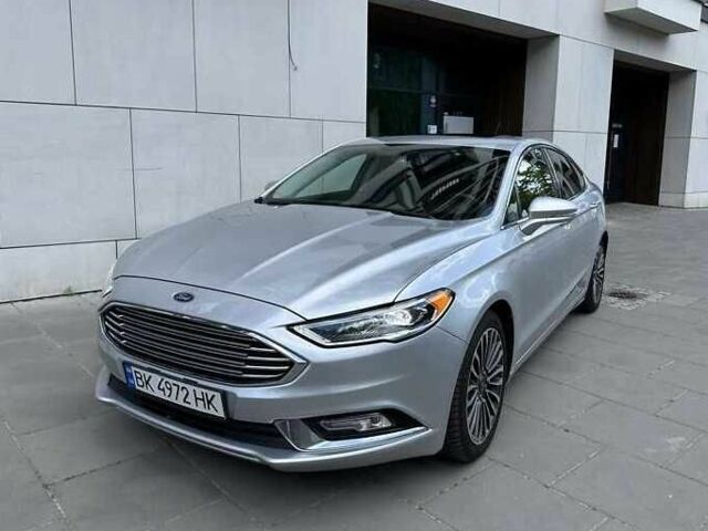 Форд Фьюжн 2016 в Луцке на Automoto.ua Серый Форд Фьюжн, объемом двигателя 2 л и пробегом 175 тыс. км за 7500 $, фото 1 на Automoto.ua