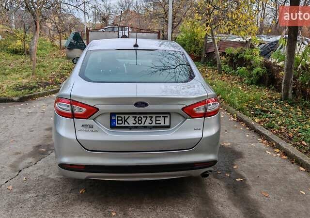 Серый Форд Фьюжн, объемом двигателя 2.49 л и пробегом 139 тыс. км за 9495 $, фото 12 на Automoto.ua