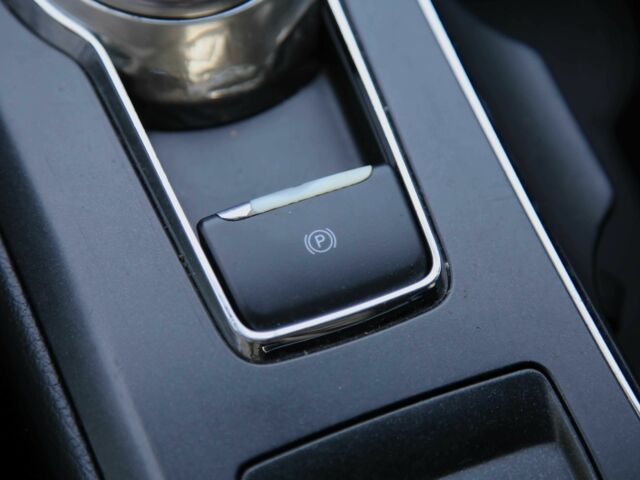 Серый Форд Фьюжн, объемом двигателя 2.5 л и пробегом 168 тыс. км за 10700 $, фото 16 на Automoto.ua