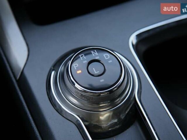 Серый Форд Фьюжн, объемом двигателя 2.49 л и пробегом 168 тыс. км за 10700 $, фото 16 на Automoto.ua