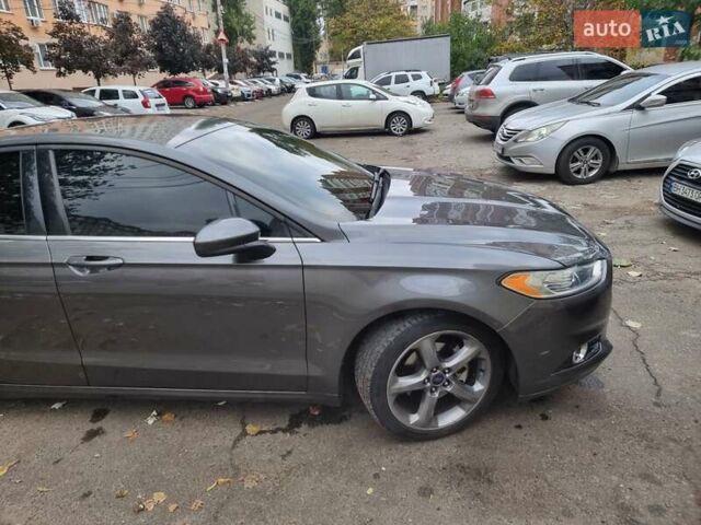 Сірий Форд Фьюжен, об'ємом двигуна 2.49 л та пробігом 152 тис. км за 11500 $, фото 13 на Automoto.ua