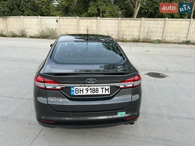 Форд Фьюжн 2016 в Одессе на Automoto.ua Серый Форд Фьюжн, объемом двигателя 2 л и пробегом 143 тыс. км за 15500 $, фото 5 на Automoto.ua
