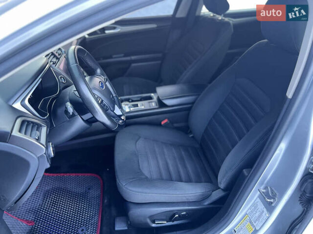 Серый Форд Фьюжн, объемом двигателя 2.49 л и пробегом 246 тыс. км за 8700 $, фото 10 на Automoto.ua