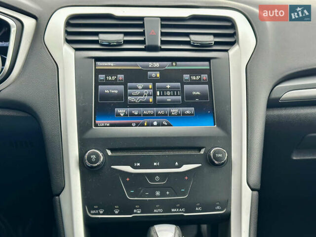 Форд Фьюжн 2016 в Киеве на Automoto.ua Серый Форд Фьюжн, объемом двигателя 2.49 л и пробегом 125 тыс. км за 11300 $, фото 11 на Automoto.ua