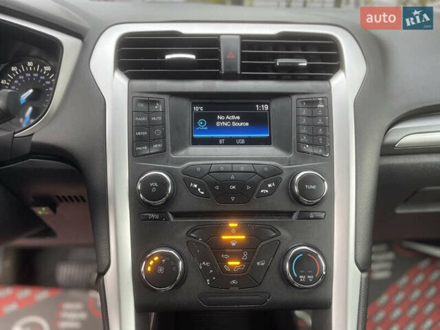 Форд Фьюжн 2016 в Киеве на Automoto.ua Серый Форд Фьюжн, объемом двигателя 2.5 л и пробегом 242 тыс. км за 8300 $, фото 29 на Automoto.ua