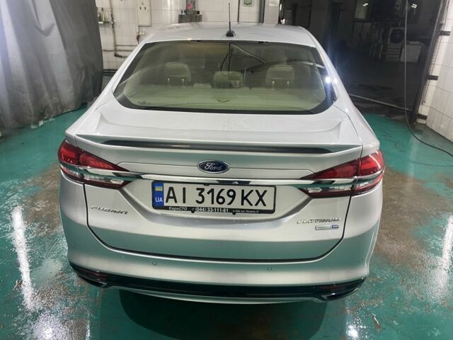 Серый Форд Фьюжн, объемом двигателя 2 л и пробегом 250 тыс. км за 11500 $, фото 7 на Automoto.ua