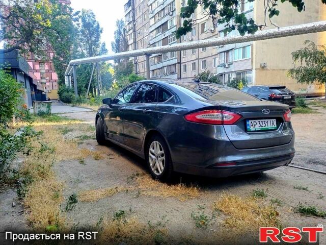 Серый Форд Фьюжн, объемом двигателя 2.5 л и пробегом 226 тыс. км за 10700 $, фото 4 на Automoto.ua