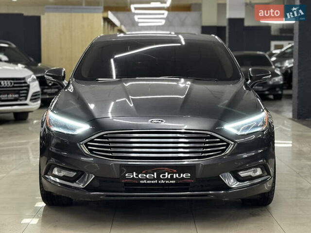 Серый Форд Фьюжн, объемом двигателя 2 л и пробегом 141 тыс. км за 13499 $, фото 1 на Automoto.ua