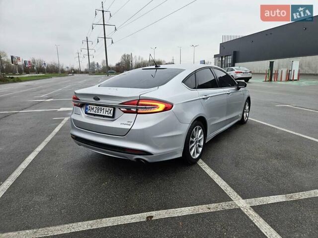 Серый Форд Фьюжн, объемом двигателя 2 л и пробегом 158 тыс. км за 13999 $, фото 3 на Automoto.ua